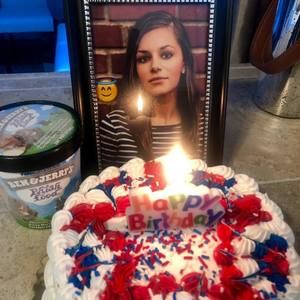 Meet your Posher, Bella